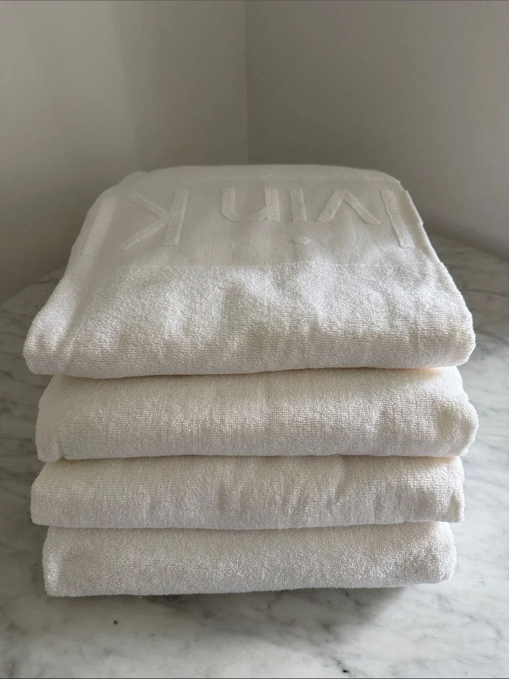 Calvin Klein Home Vintage White Scuplted Embossed Logo Towel 40 x 70